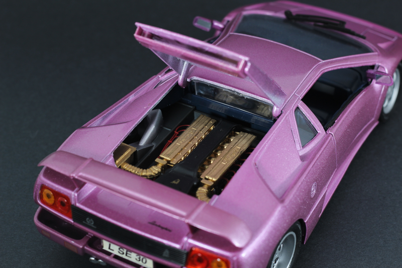 Illustration for article titled ROTB: Maisto Lamborghini Diablo SE30